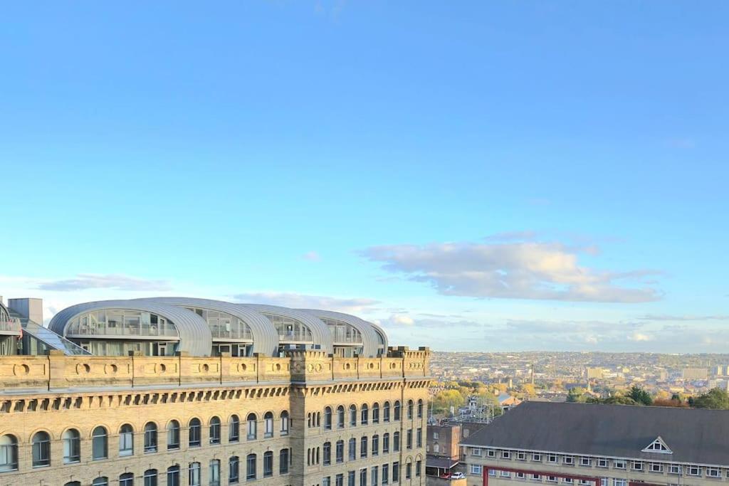 Апартаменты Modern Duplex Penthouse Panoramic Views & Parking Брадфорд Экстерьер фото